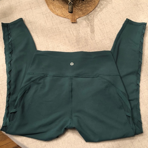 Lululemon Essential Rhythm Green Pants - Picture 2 of 8